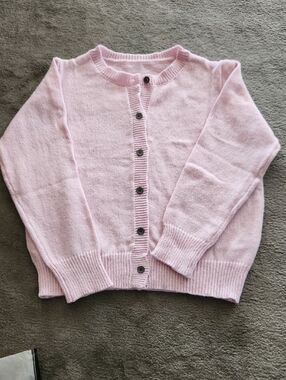 Classic Crewneck Button-Front Women's Sweater - Light Pink